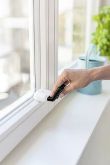 Мойщик окон Karcher WV 1 Plus Frame Edition шир.скреб.:250мм пит.:от аккум. белый/серый Мойщик окон Karcher WV 1 Plus Frame Edition шир.скреб.:250мм пит.:от аккум. белый/серый