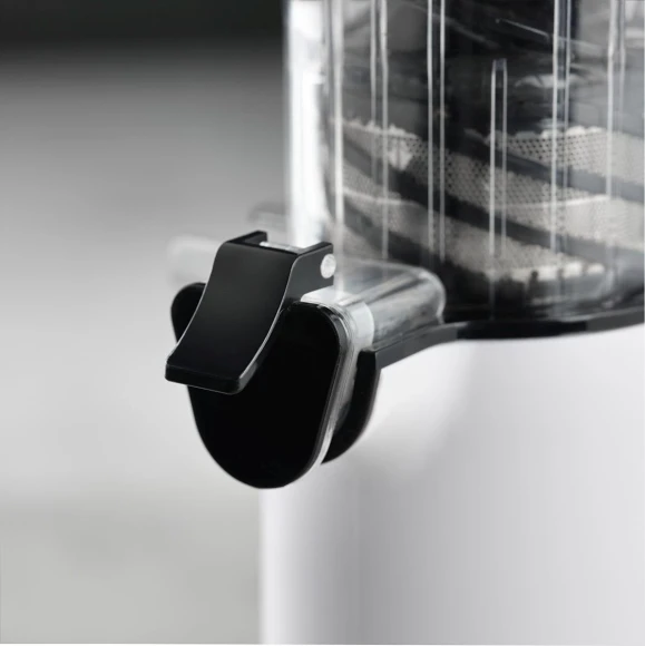 Соковыжималка шнековая Scarlett DailyPress SC-JE50S59 130Вт рез.сок.:600мл. белый