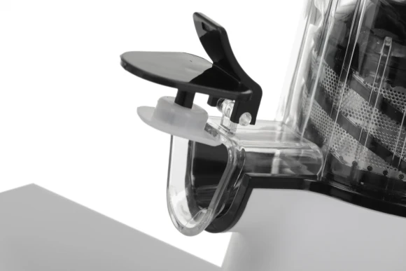 Соковыжималка шнековая Scarlett DailyPress SC-JE50S59 130Вт рез.сок.:600мл. белый