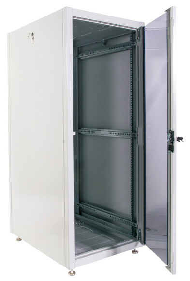 Шкаф коммутационный ЦМО (ШТК-Э-24.6.6-13АА) напольный 24U 600x600мм пер.дв.стекл металл 2 бок.пан. направл.под закл.гайки 540кг серый 515мм 51кг 180град. 1187мм IP20 сталь Шкаф коммутационный ЦМО (ШТК-Э-24.6.6-13АА) напольный 24U 600x600мм пер.дв.стекл металл 2 бок.пан. направл.под закл.гайки 540кг серый 515мм 51кг 180град. 1187мм IP20 сталь