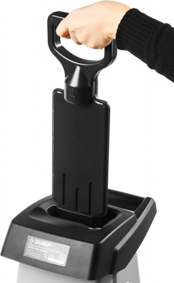 Садовый измельчитель Зубр ЗИЭ-44-2800 2800Вт 60об/мин Садовый измельчитель Зубр ЗИЭ-44-2800 2800Вт 60об/мин