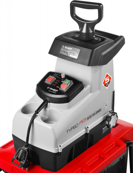 Садовый измельчитель Зубр ЗИЭ-44-2800 2800Вт 60об/мин Садовый измельчитель Зубр ЗИЭ-44-2800 2800Вт 60об/мин