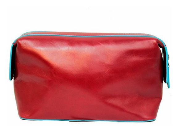 Косметичка Piquadro Blue Square BY3851B2/R красный натур.кожа Косметичка Piquadro Blue Square BY3851B2/R красный натур.кожа