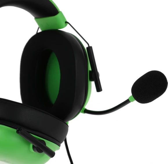 Наушники с микрофоном Razer Blackshark V2 X зеленый 1.3м мониторные оголовье (RZ04-03240600-R3M1) Наушники с микрофоном Razer Blackshark V2 X зеленый 1.3м мониторные оголовье (RZ04-03240600-R3M1)