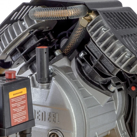 Компрессор поршневой Denzel DKV2200/50,Х-PRO масляный 400л/мин 50л 2200Вт желтый/черный