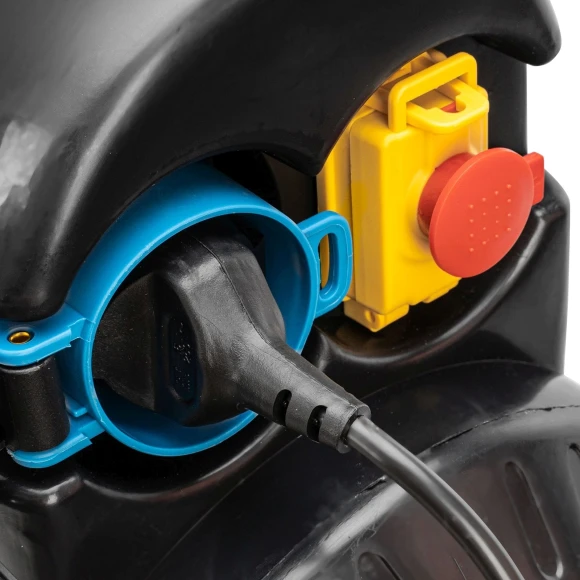 Бетономешалка Denzel B-180 электрич. бар.:180л г.р.:96л 700Вт (95423) Бетономешалка Denzel B-180 электрич. бар.:180л г.р.:96л 700Вт (95423)