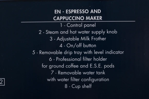 Кофеварка рожковая Delonghi EC685.R 1350Вт красный Кофеварка рожковая Delonghi EC685.R 1350Вт красный