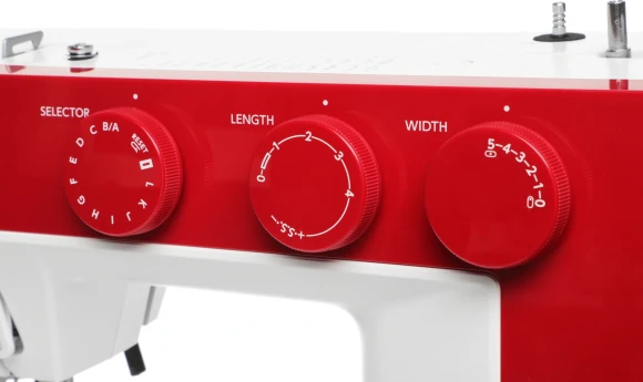 Швейная машина Janome 1522 RD белый Швейная машина Janome 1522 RD белый