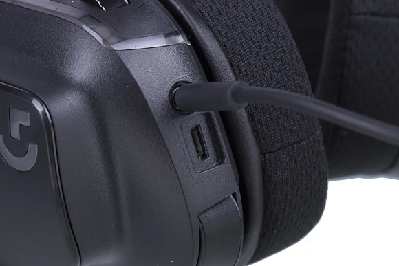 Наушники с микрофоном Logitech G635 Lightsync черный 2.8м накладные оголовье (981-000750)