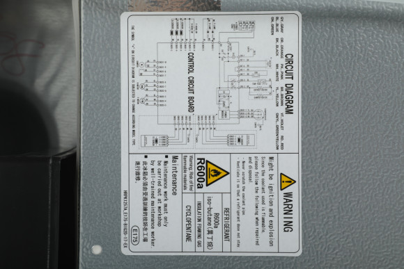 Холодильник Hitachi R-V660PUC7-1 PWH 2-хкамерн. белый глянц. инвертер
