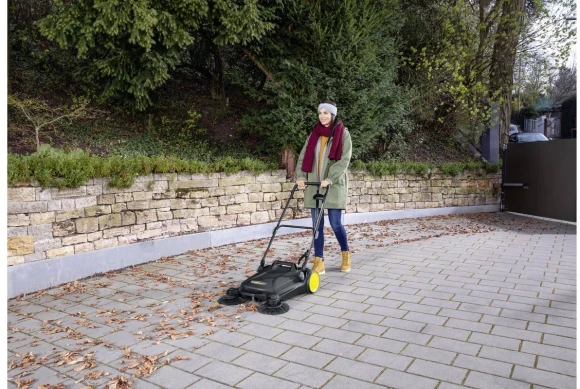 Подметательная машина механ. Karcher S 4 Twin