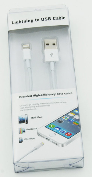 Кабель USB (m)-Lightning (m) 1м белый Кабель USB (m)-Lightning (m) 1м белый