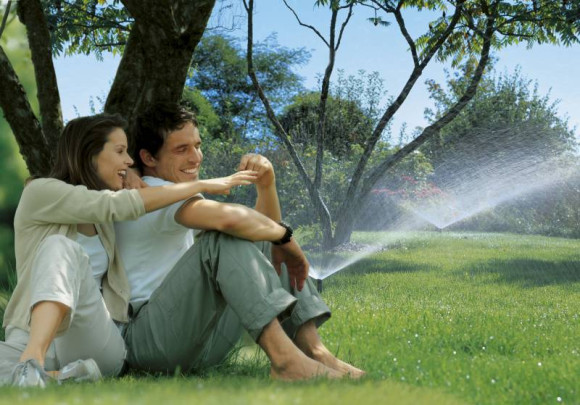 Дождеватель Gardena S 30 выдвижной (01554-29.000.00) Дождеватель Gardena S 30 выдвижной (01554-29.000.00)