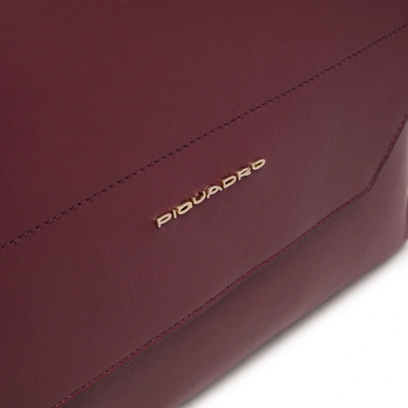 Деловая сумка женская Piquadro Circle BD6778W92/BO с отделением для ноутбука 14" сливовая натур.кожа