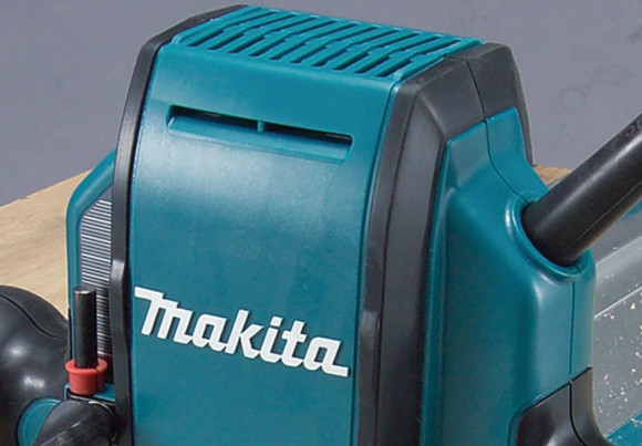 Фрезер Makita RP0900K 900Вт 27000об/мин макс.ход:35мм