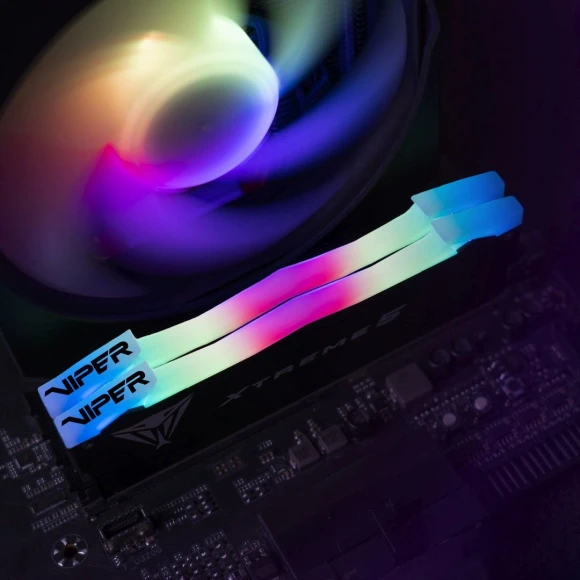 Память DDR5 2x24GB 8000MHz Patriot PVXR548G80C38K Viper Xtreme 5 RGB RTL Gaming PC5-64000 CL38 DIMM 288-pin 1.45В с радиатором Ret Память DDR5 2x24GB 8000MHz Patriot PVXR548G80C38K Viper Xtreme 5 RGB RTL Gaming PC5-64000 CL38 DIMM 288-pin 1.45В с радиатором Ret