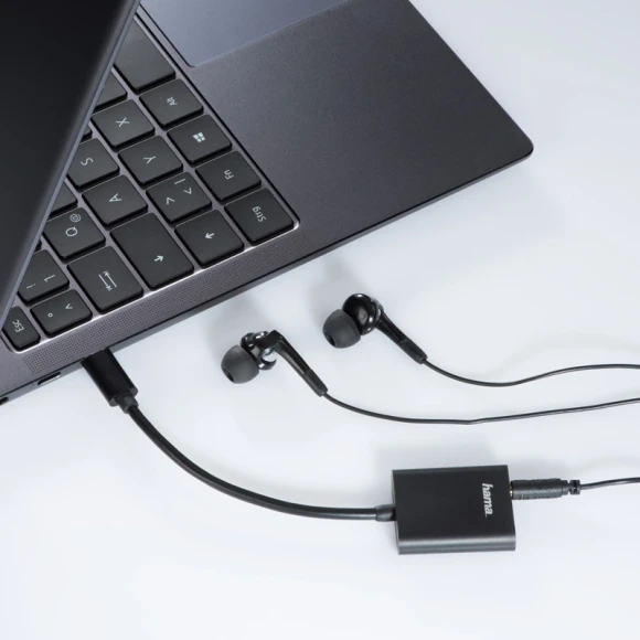 Разветвитель USB 2.0 Hama 1порт. черный (00135748) Разветвитель USB 2.0 Hama 1порт. черный (00135748)