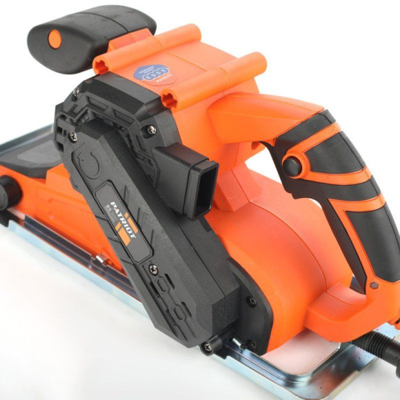 Ленточная шлифовальная машина Patriot BS 900 900Вт шир.ленты 76мм (110301505)