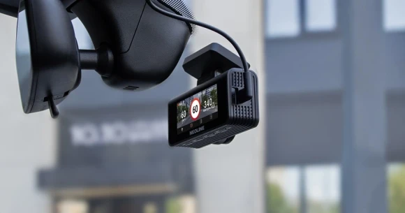 Видеорегистратор Neoline Argus черный 2160x3840 140гр. GPS Sigmastar SSG86296 Видеорегистратор Neoline Argus черный 2160x3840 140гр. GPS Sigmastar SSG86296