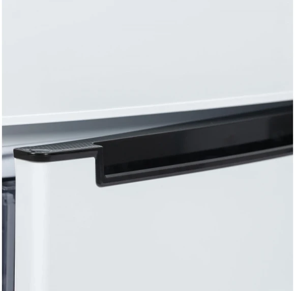 Холодильник Бирюса Б-551 2-хкамерн. белый мат. Холодильник Бирюса Б-551 2-хкамерн. белый мат.