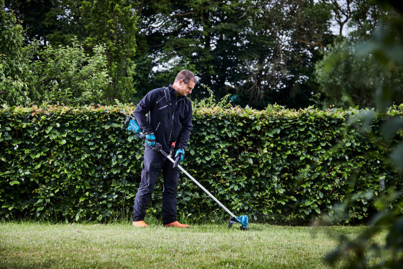Триммер электрический Makita DUR190LZX3 аккум. неразбор.штан. реж.эл.:леска Триммер электрический Makita DUR190LZX3 аккум. неразбор.штан. реж.эл.:леска