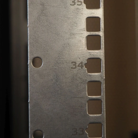 Шкаф серверный ЦМО (ШТК-М-42.8.10-48АА-9005) напольный 42U 800x1050мм пер.дв.перфор. 2 бок.пан. задн.дв.двуст. направл.под закл.гайки 1200кг черный 850мм 151кг 180град. 2048мм IP20 сталь