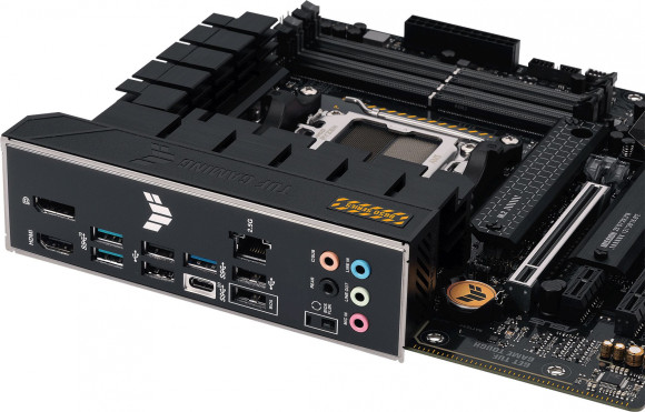 Материнская плата Asus TUF GAMING B650M-PLUS Socket AM5 AMD B650 4xDDR5 mATX AC`97 8ch(7.1) 2.5Gg RAID+HDMI+DP