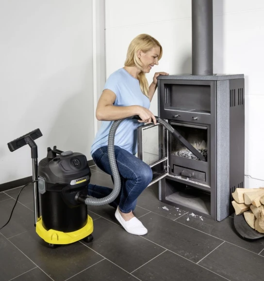 Строительный пылесос Karcher AD 4 Premium 600Вт (уборка: сухая) черный