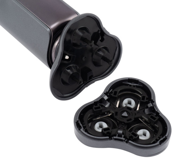 Бритва роторная Hyundai H-SH8080 реж.эл.:3 питан.:аккум. серебристый