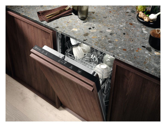 Посудомоечная машина встраив. Electrolux EEA22100L узкая Посудомоечная машина встраив. Electrolux EEA22100L узкая