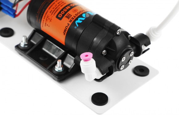 Водоочиститель Гейзер Самогоныч белый