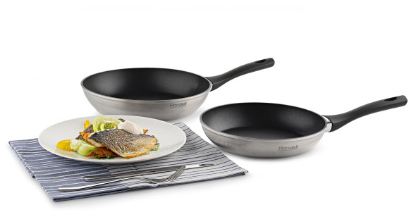 Сковорода Rondell Platino RDA-1473 круглая 28см покрытие: Xylan Plus ручка несъемная (без крышки) стальной