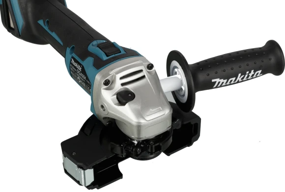 Углошлифовальная машина Makita DGA504Z 8500об/мин рез.шпин.:M14 d=125мм Углошлифовальная машина Makita DGA504Z 8500об/мин рез.шпин.:M14 d=125мм