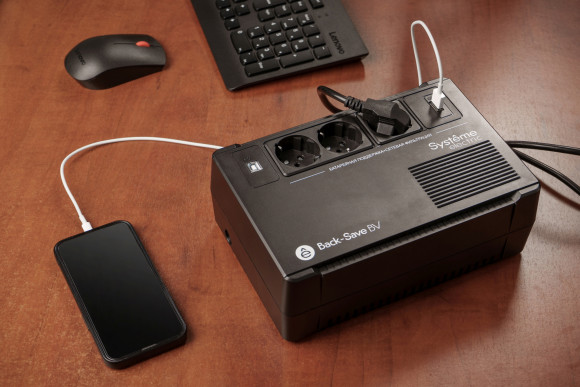 Источник бесперебойного питания Systeme Electriс BV BVSE400RS 240Вт 400ВА черный Источник бесперебойного питания Systeme Electriс BV BVSE400RS 240Вт 400ВА черный