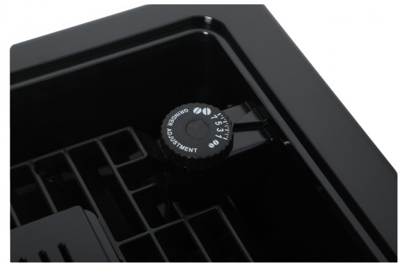 Кофемашина Delonghi Eletta Cappuccino Evo ECAM46.860.B 1450Вт черный/серебристый