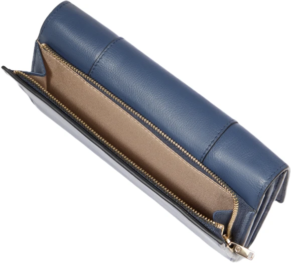 Кошелек женский Piquadro Circle PD6463W92R/BLU4 синий натур.кожа Кошелек женский Piquadro Circle PD6463W92R/BLU4 синий натур.кожа