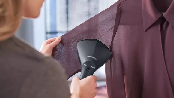Отпариватель ручной Philips GC800/80 1600Вт черный