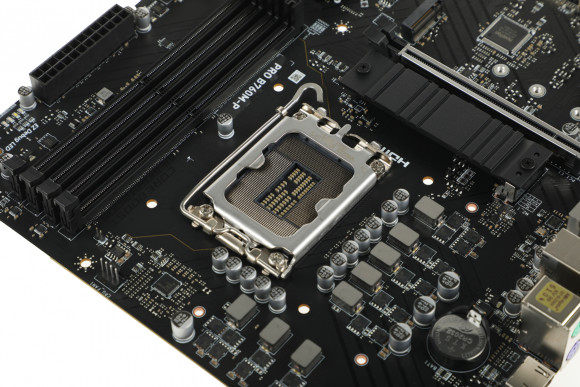 Материнская плата MSI PRO B760M-P Soc-1700 Intel B760 4xDDR5 mATX AC`97 8ch(7.1) GbLAN+VGA+HDMI+DP