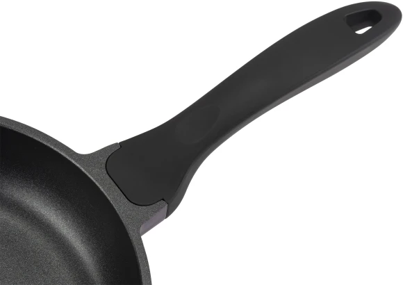 Сковорода Polaris Eco collection 20F круглая 20см покрытие: антипригарное ручка несъемная (без крышки) фиолетовый