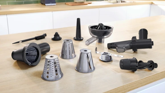 Мясорубка Bosch MFWS640B 2100Вт черный Мясорубка Bosch MFWS640B 2100Вт черный