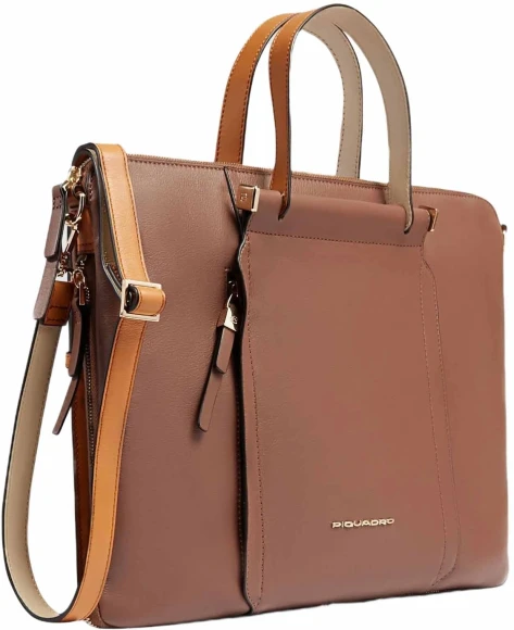 Сумка женская Piquadro Circle CA4021W92/MBE с отделением для ноутбука 15.6" коричневая натур.кожа Сумка женская Piquadro Circle CA4021W92/MBE с отделением для ноутбука 15.6" коричневая натур.кожа