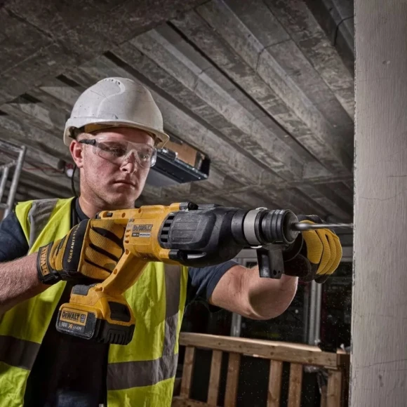 Перфоратор DeWalt DCH133M1-QW патрон:SDS-plus уд.:2.6Дж 18Вт аккум. (кейс в комплекте)