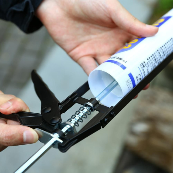 Пистолет для герметика Deko DKFG02 механический каркасный черный (012-2151)