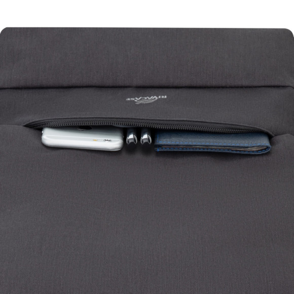 Рюкзак для ноутбука 15.6" Riva 7562 черный полиэстер (7562 BLACK) Рюкзак для ноутбука 15.6" Riva 7562 черный полиэстер (7562 BLACK)
