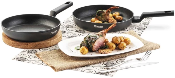 Сковорода Rondell Basaltica RDA-1841 круглая 26см покрытие: TriTitanPRO ручка несъемная (без крышки) черный Сковорода Rondell Basaltica RDA-1841 круглая 26см покрытие: TriTitanPRO ручка несъемная (без крышки) черный