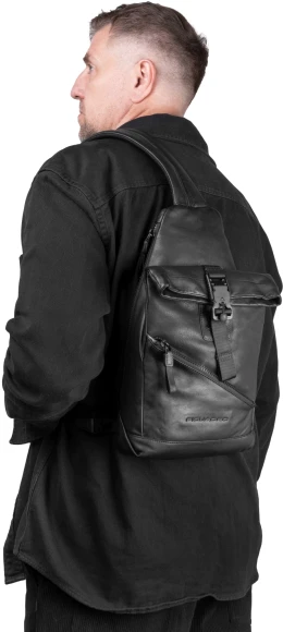 Рюкзак слинг Piquadro Harper CA6784AP/N черный кожа