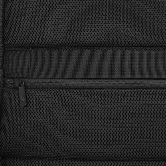 Рюкзак для ноутбука 15.6" Digma Stash S1 черный полиэстер (DGBP15S1BK)