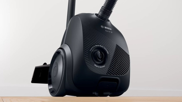 Пылесос Bosch BGBS2LB1 600Вт черный