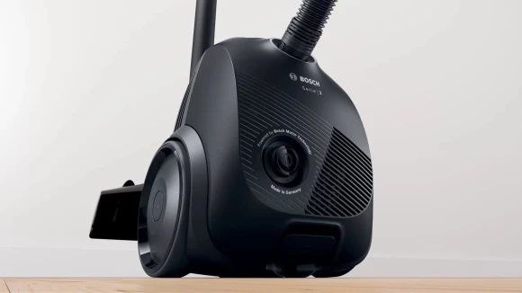 Пылесос Bosch BGBS2LB1 600Вт черный