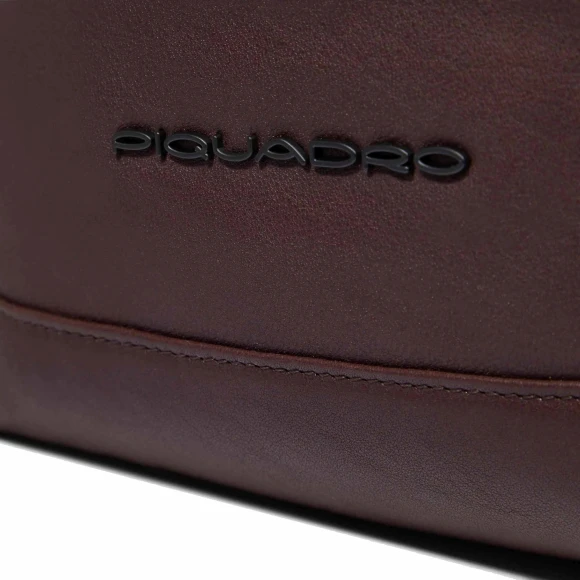 Рюкзак слинг Piquadro Harper CA6784AP/TM коричневый кожа